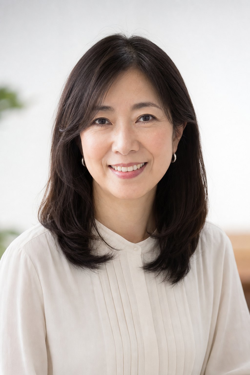 藤木行政書士事務所 女性代表の仮写真